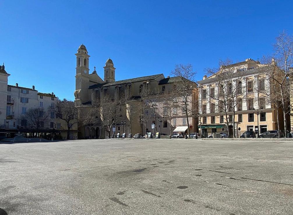 Appartamento Pepite Bastiaise Place Du Marche Bastia  Esterno foto